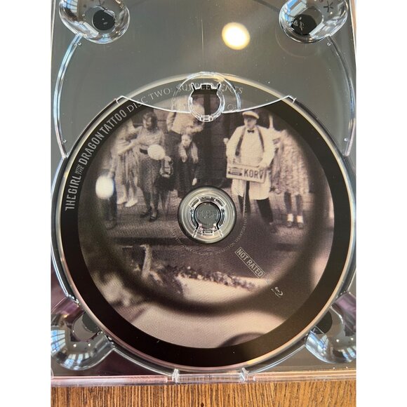 The Girl With The Dragon Tattoo Blu-Ray 2011 Thriller Movie Craig Pre-Owned - Picture 4 of 5